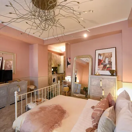 Magic - A Fairytale Experience Apartment *