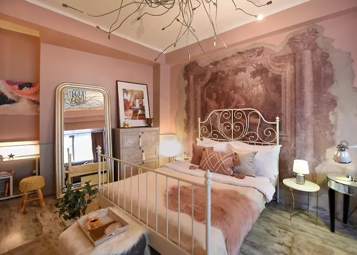 Magic - A Fairytale Experience Apartment Bucharest